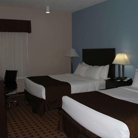 Surestay Plus Hotel By Best Western Coralville Iowa City Room photo